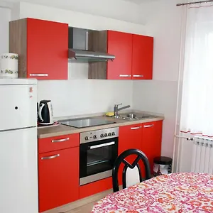 Vera Apartman